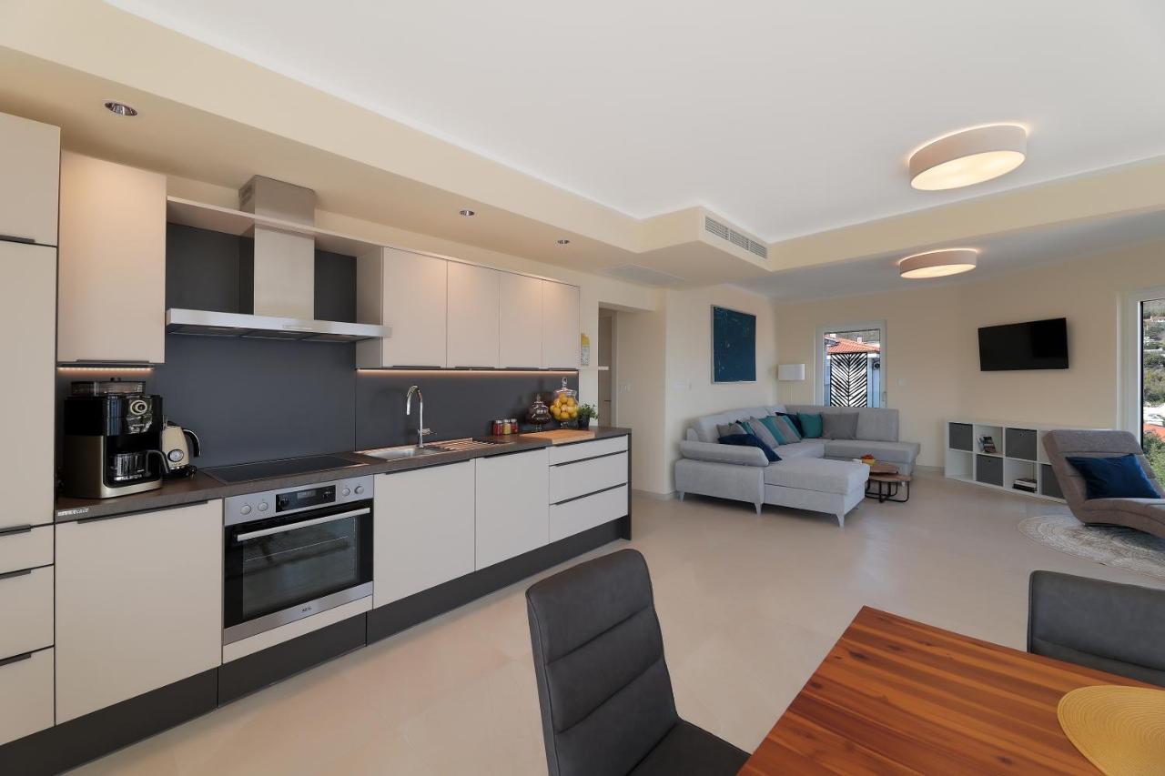 Villa Sunny Icici- Apartment Sky Екстер'єр фото