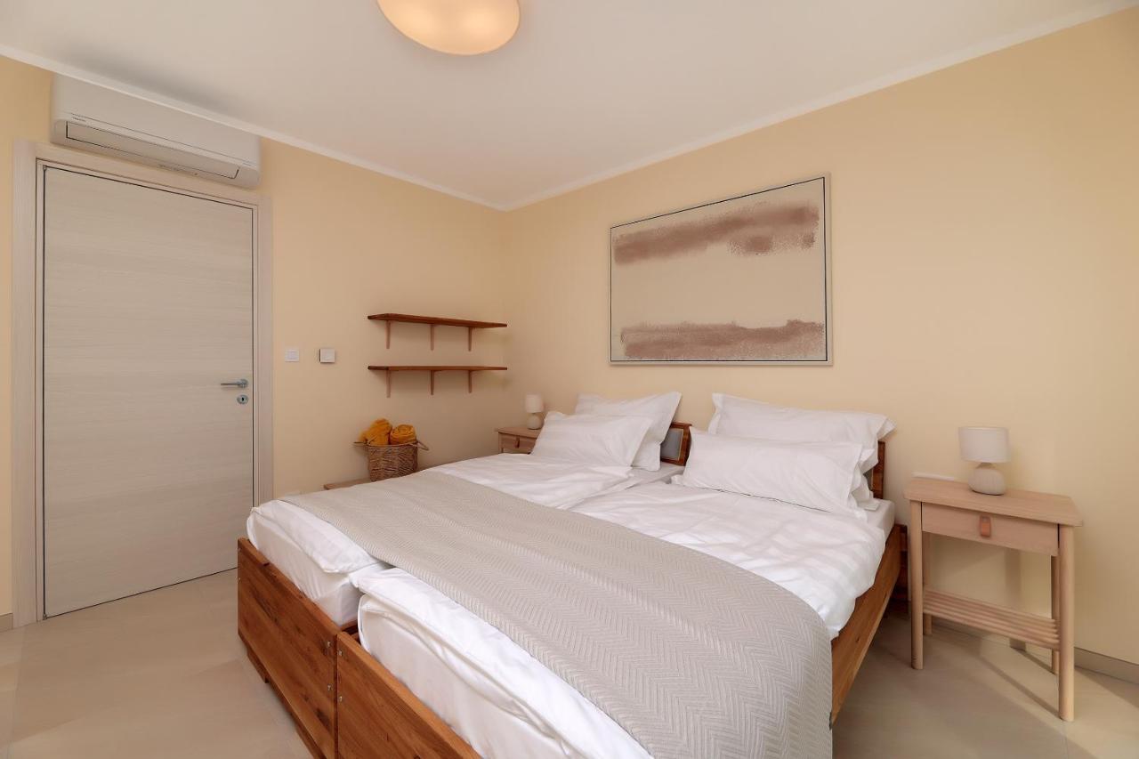 Villa Sunny Icici- Apartment Sky Екстер'єр фото