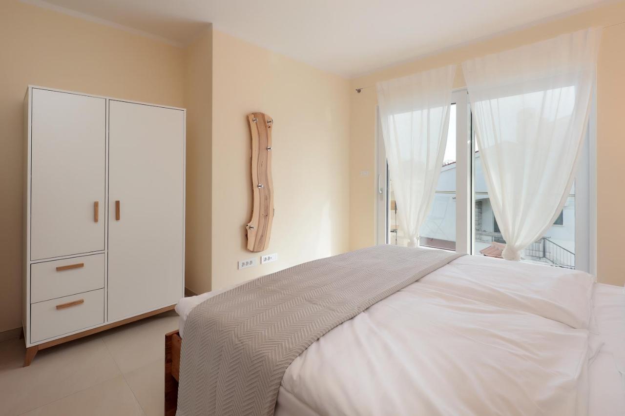 Villa Sunny Icici- Apartment Sky Екстер'єр фото