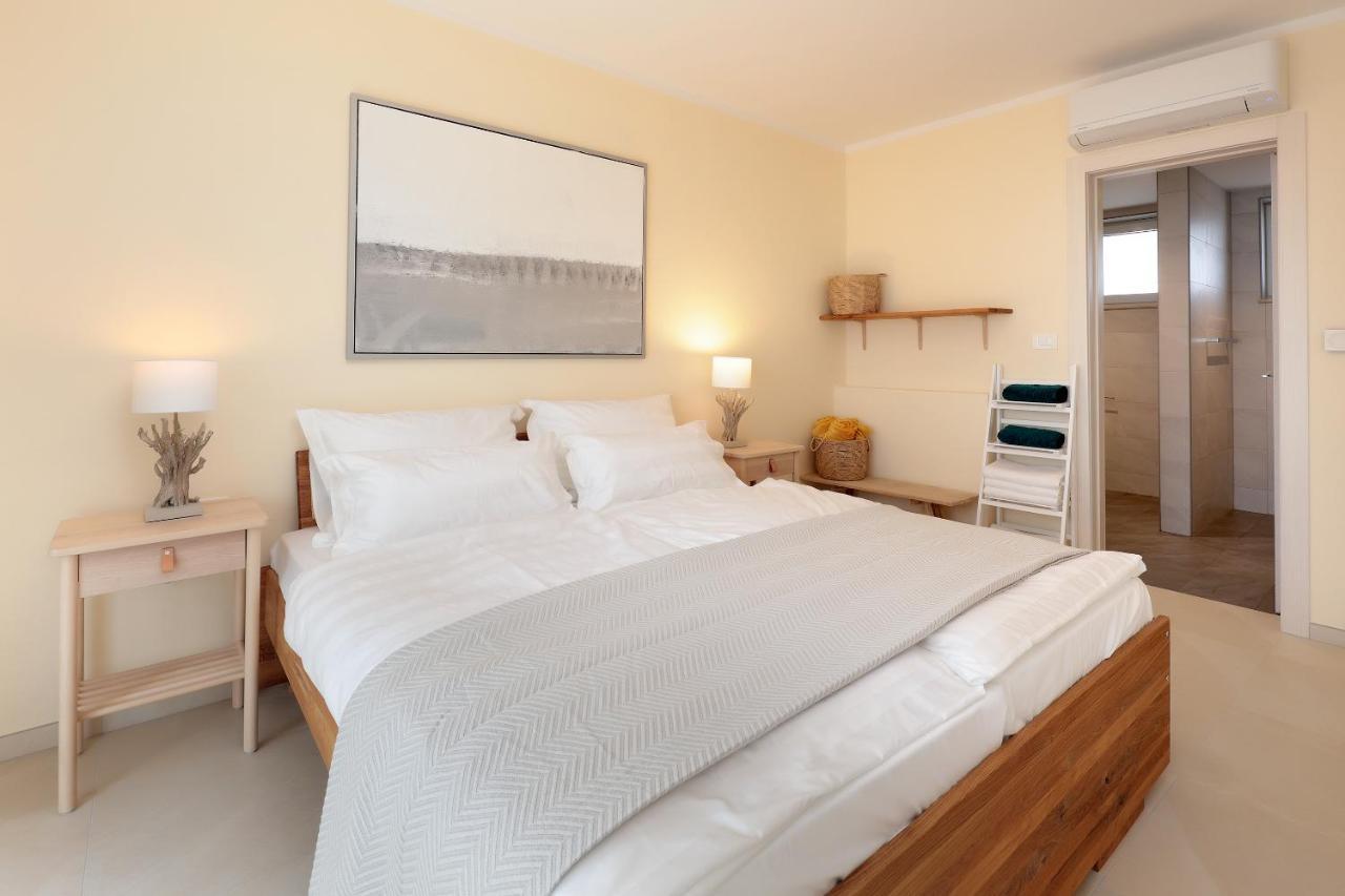 Villa Sunny Icici- Apartment Sky Екстер'єр фото
